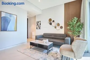 STAY BY LATINEM Luxury 1BR Holiday Home CVG 2409 Near Burj Khalifa - Image 4