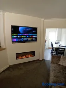 "Woodbrook" 2 Bedroom House - Image 2