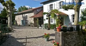 Maison de la riviere - Image 2
