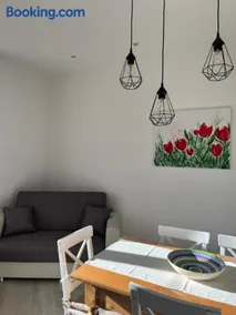 THE TULIP APARTMENT 2 rooms - Image 1