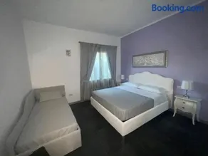 Acquamarina Luxury Rooms - Image 2