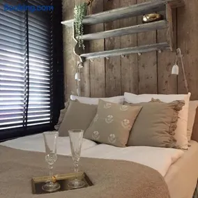 Guesthouseamsterdam - Image 1