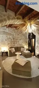 Exceptional accommodation Private spa and sauna - Image 1