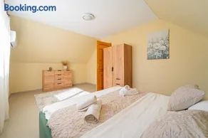 Varga Apartman Balatonberény - Image 2