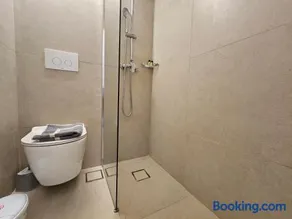 G92 City Hotel - Image 3