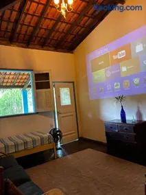 Fazendinha Rústica com Piscina Próxima a Curvelo - Image 4