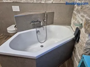 Doppelzimmer Carmen - Sauna, Badewanne, WLAN - Image 3