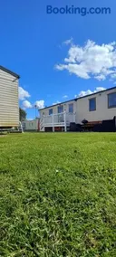 J&D Caravan - Image 4
