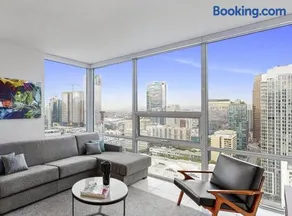 3 Bed 2 Bath Contemporary High Rise DTLA Living - Image 5