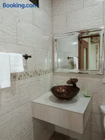 Hotel El Internacional - Image 3