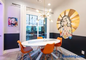 City Heights Townhome with Free Parking & 3 Baths - Image 2