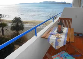 Nea Styra seafront apartment with stunning view - Image 3