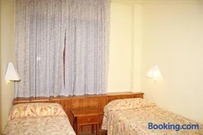 Apartamentos Pessets Adelaida - Image 3