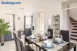 Loopafstand van Lokale Winkels en Zeedijk! - Prachtig Vakantiehuis! - Image 5
