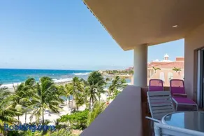 Costa Brava Apartments I Ocean Front - Image 2