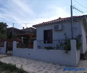 Avra House in Argalasti - Image 2
