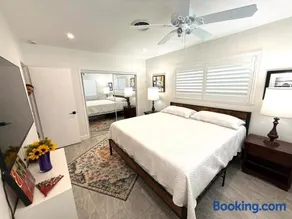 The Pines Hideaway-Wilton Manors - Image 4