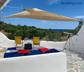 Summer House - Image 1