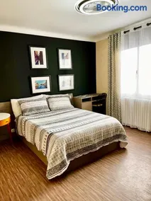 Private Rooms & Bath - Image 1