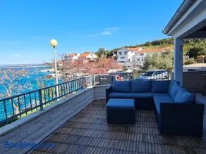 Apartment Zaglav 1 - first sea row - Image 2