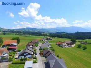 Krone Bed & Breakfast - Image 2