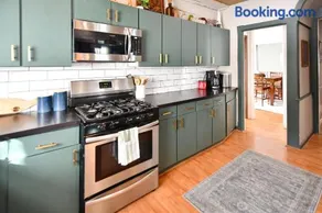 Spacious 5-Bedroom Home with Hot Tub Near Wineries & Bristol Mountain Ski Resort - Image 2