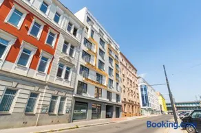 Brand new studio apartment #62 with free secure parking in the center - Image 2