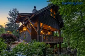 HOT TUB & PET-FRIENDLY Cabin in Cheshire Village - Image 1