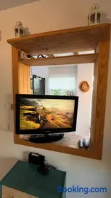Hearth & Oak - Image 3