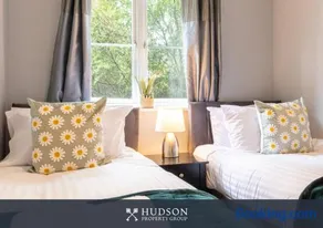 Telford 2-Bedroom Apartment - Image 2