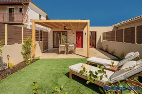 Salt Vibe Residences - a few steps from the beach, by TK Premium Stays - Image 3