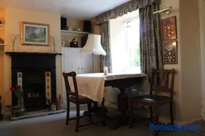 Enniskerry - The Loves Cottage - Image 4
