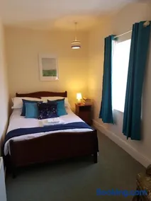 Bridge House - Image 4