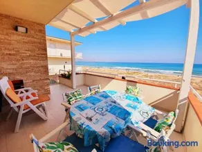 Castellammare Holiday - Image 1