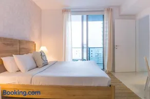 Brickell House Dreams - Luxury Stay and Amenities - Image 3
