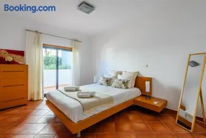 Apartment Praia Dona Ana - Image 3