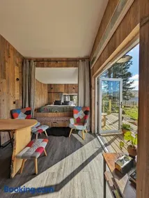 Otter Burn Cabin - Image 4