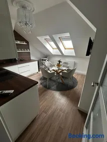 The Manor - Image 4