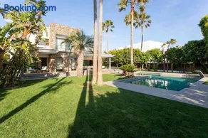 A paradise with ocean views - Image 3