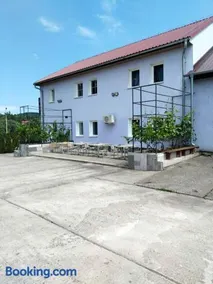 Hostel IRON CUBE - Image 1