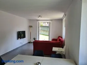 Gartenwohnung im Zentrum von Vira/Gamborogno - Image 2