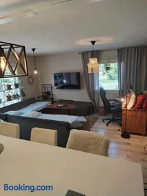 Modern and cozy end of terrace house with sauna and terrace - Image 1