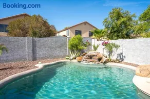 4-Bedroom Peoria Retreat with Heated Pool & Spa - Image 4