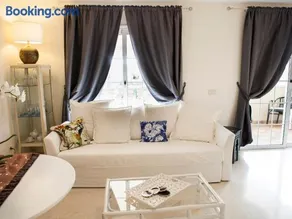 Duplex 2 bedrooms for you with Air Conditioner - Image 3
