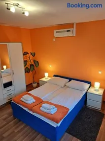 Rooms Modrušan - Image 1