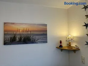 Carolinensieler-Koje -- Nordsee-Ferienhaus mit Charme in Altfunixsiel - Image 3