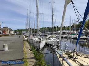 Aux Trois Palmiers - Image 3