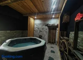 LE MAZOT-SPA HIVER ET ETE-Piscine-Proche lac-Charme-Détente - Image 2