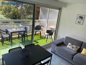 Gîte avec terrasse et jardin | Vue mer - Image 1