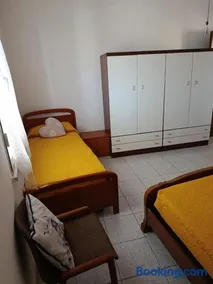 Family&Friends 3 - Cozy Garden 3-Room Guest Suite - Terraced Fruit Garden Quiet Outdoor Relaxation - Spacious group stay - fully equipped & minutes from the sea & beach - Image 1